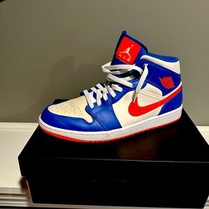 Jordan 1 Mid Wheaties ***mint***